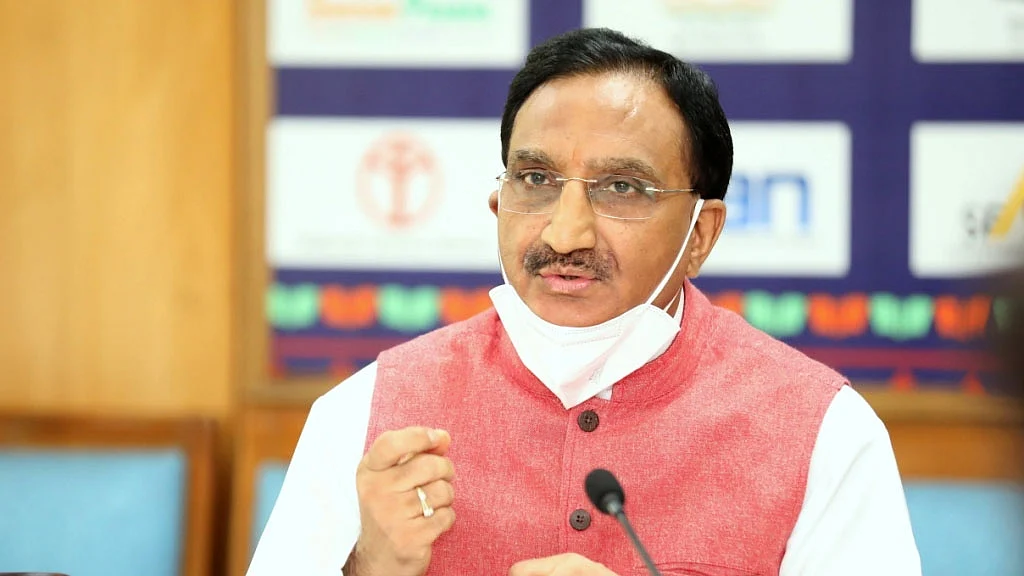 JEE Main 2021: 20 से तीसरे और 27 जुलाई से चौथे चरण के एग्जाम, जानें कब से शुरू होंगे आवेदन