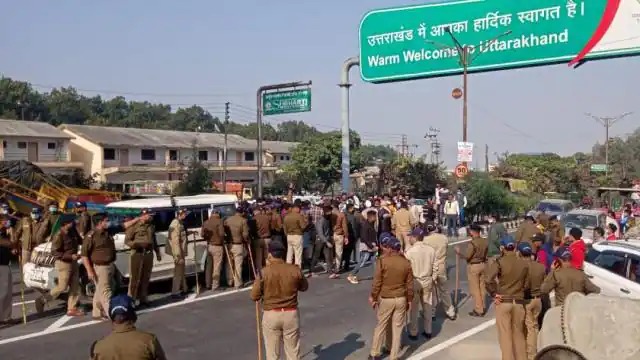 उत्तराखंड: फर्जी RT-PCR रिपोर्ट के साथ पुलिस के हत्थे चढ़े 13 टूरिस्ट्स, 4 आरोपी गिरफ्तार