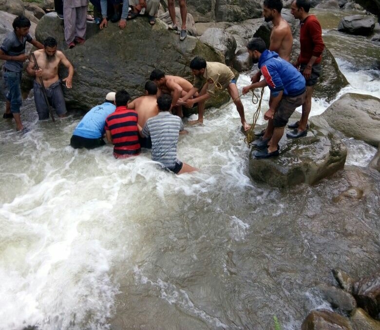 जम्मू-कश्मीर के किश्तवाड़ में आसमानी आफत, बादल फटने से 7 की मौत, 27 लापता