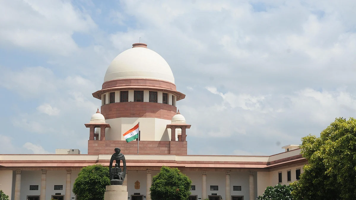 सुप्रीम कोर्ट की केरल सरकार को फटकार, कहा- बाजार पर बुरा असर पड़ने से लोगों का जीवन खतरे में नहीं डाल सकते