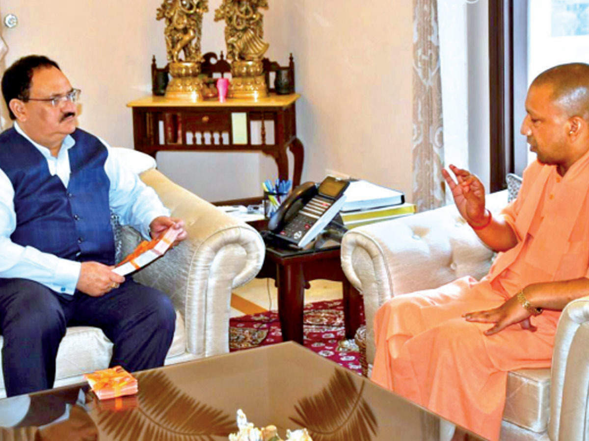 यूपी चुनावों को लेकर चिंता में बीजेपी, प्रदेश के सांसदों के साथ आज से दिल्ली में बैठक, योगी भी हो सकते हैं शामिल