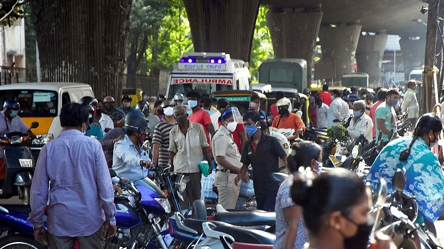 भारत में काफी तेजी से हुआ अनलॉक, हिल स्टेशन पर एकाएक बढ़ी भीड़ पर अधिकांश लोगों की राय