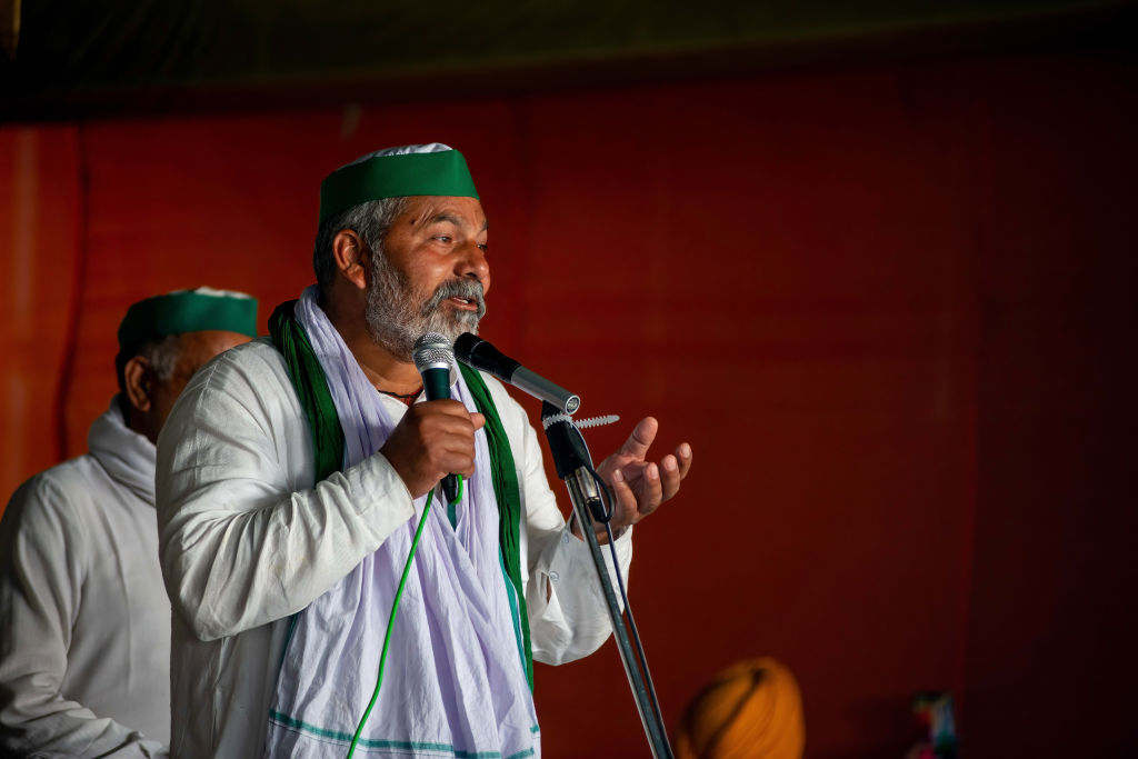 मॉनसून सत्र के दौरान संसद के बाहर सरकार को घेरने की तैयारी, राकेश टिकैत बोले- बस से 200 लोग संसद के बाहर होंगे जमा