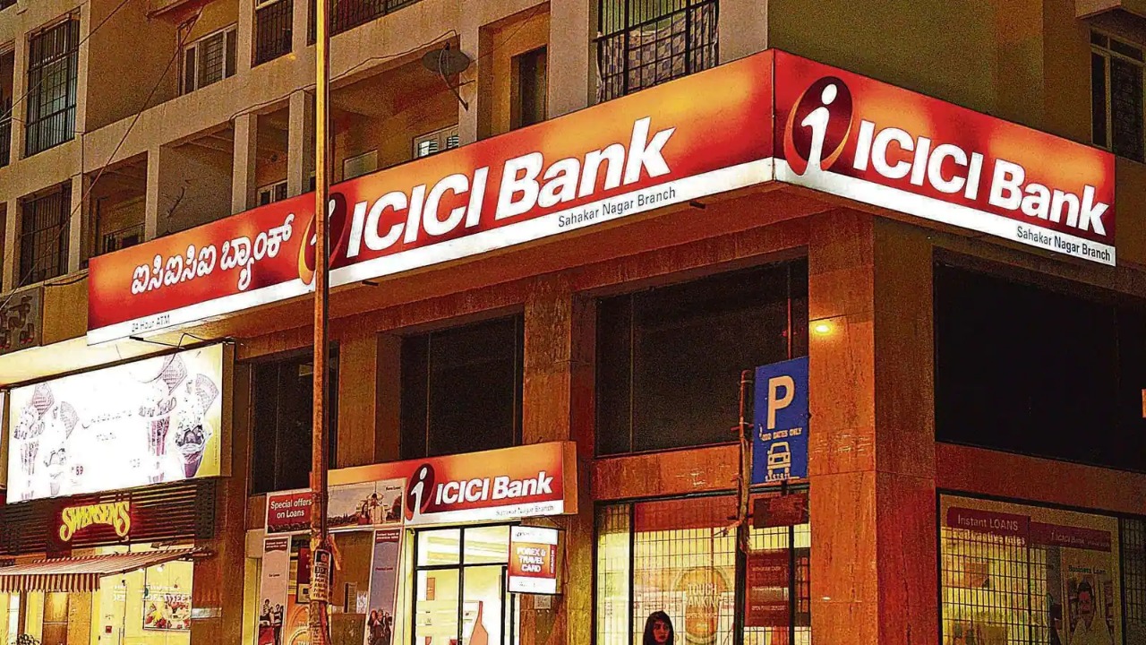 अर्थ जगत की 5 बड़ी खबरें: Paytm की एक और उपलब्धि! और ICICI Bank के नेट प्रॉफिट में आया 78 फीसदी का उछाल