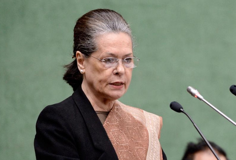 वीरभद्र सिंह के निधन पर सोनिया गांधी का शोक संदेश, कहा- उन्होंने अपने पीछे छोड़ी है 6 दशकों की सेवा की विरासत