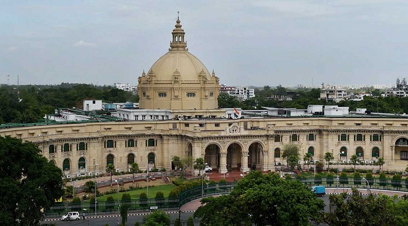 यूपी विधानसभा का मानसून सत्र कल से, कोरोना मौतों से लेकर कानून-व्यवस्था पर योगी को घेरने को तैयार विपक्ष