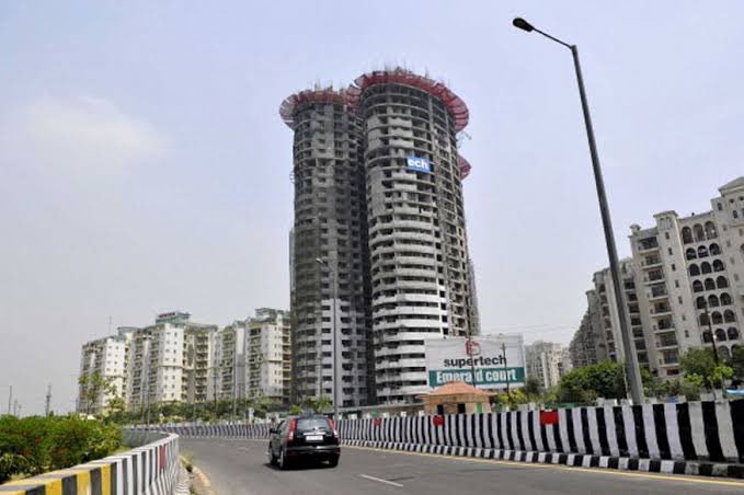 सुपरटेक को 'सुप्रीम' झटका! नोएडा के 40 मंजिला ट्विन टावर को ढहाने के आदेश, बिल्डर-प्राधिकरण की मिलीभगत का दिया हवाला