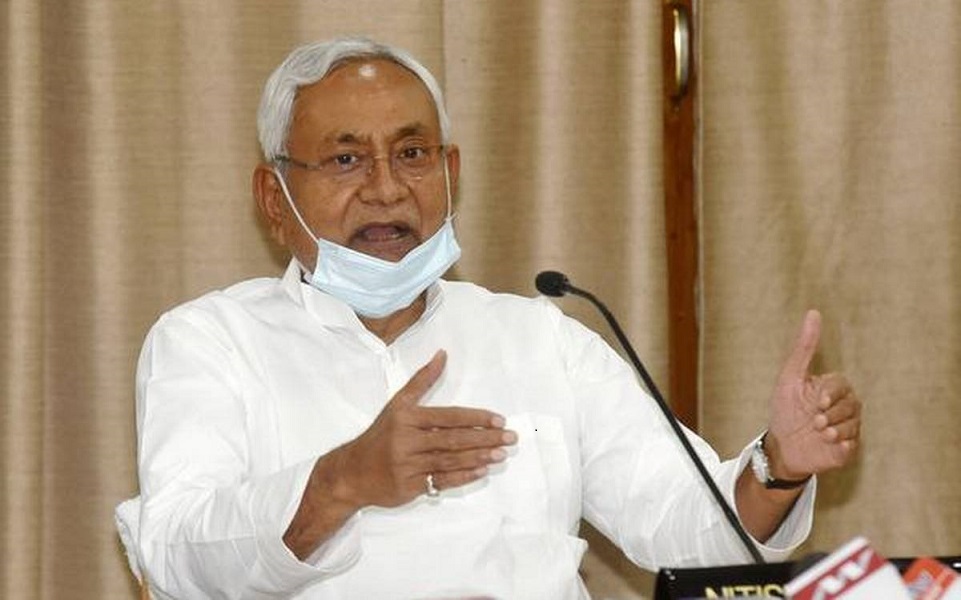 बिहार में अब सभी धार्मिक स्थल, पार्क, मॉल और दुकानें सामान्य रूप से खुलेंगी, कोरोना की रफ्तार थमने का दावा