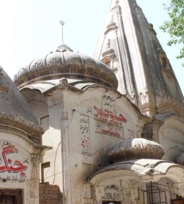 दुनिया की 5 बड़ी खबरें: 'पाक में मंदिर पर हमला अल्पसंख्यकों के खिलाफ साजिश' और कोरोना के बाद युवाओं को हो रही गंभीर बीमारी?