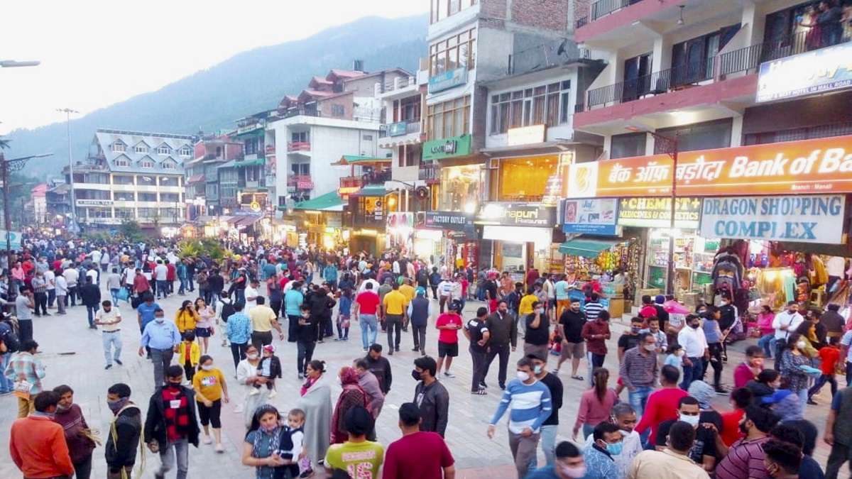 बड़ी खबर LIVE: हिमाचल में आवासीय छोड़ सभी स्कूल 22 अगस्त तक बंद, बाहर से आने वालों को टीकाकरण या टेस्ट रिपोर्ट दिखाना होगा