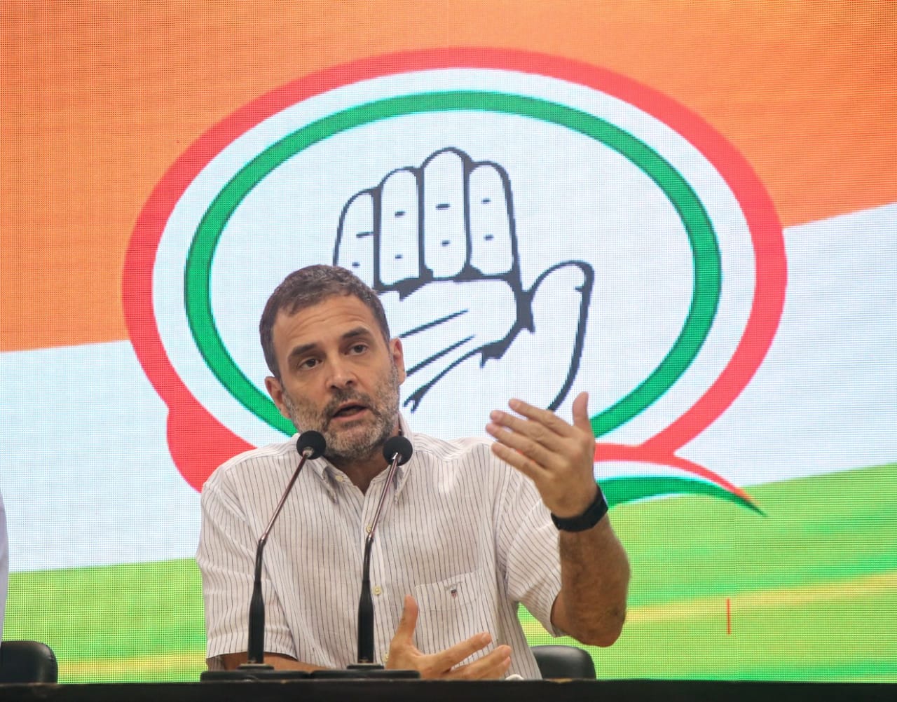 देश में बढ़ती बेरोजगारी को लेकर राहुल गांधी का केंद्र पर हमला, कहा- रोजगार के लिए हानिकारक है मोदी सरकार