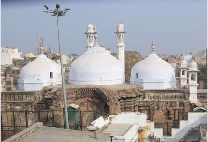 इलाहाबाद हाईकोर्ट ने ज्ञानवापी मस्जिद के पुरातात्विक सर्वेक्षण पर लगाई रोक, निचली अदालत के आदेश को बताया निराधार