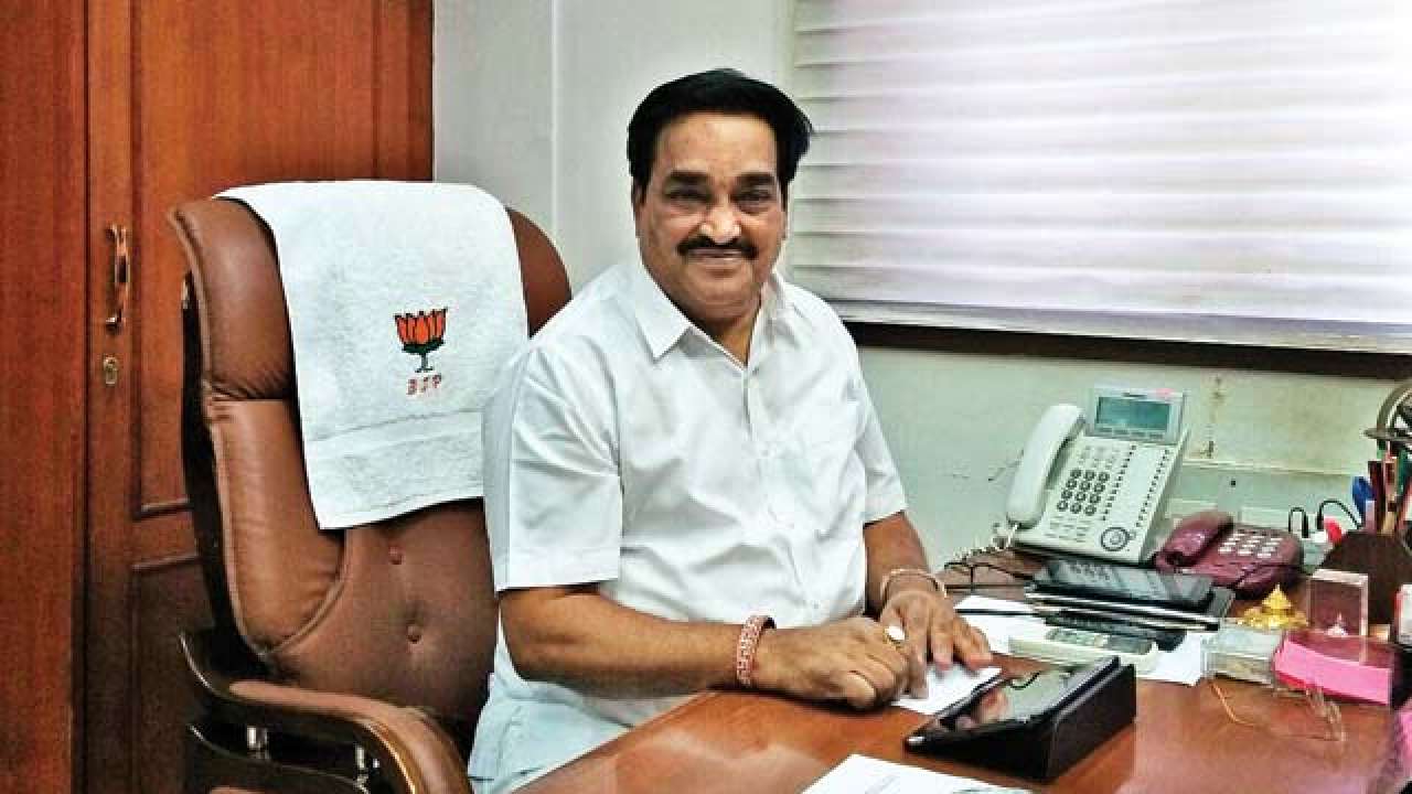 बड़ी खबर LIVE: गुजरात के सीएम पद की रेस से सीआर पाटिल ने खुद को किया बाहर, बीजेपी में अटकलों का दौर जारी