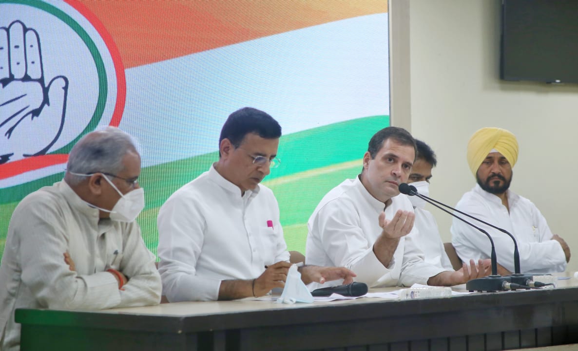वीडियो: लखीमपुर जाने पर अड़े राहुल गांधी, कहा- हमें मार दें या गाड़ दें, नहीं पड़ता फर्क