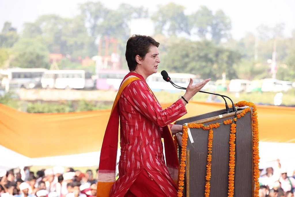 योगी को गोरखपुर में प्रियंका का डंका, बीजेपी पर तीखा हमला, कहा- जनता का सब लूटि लूटि पूंजपतियों को देऊ पहुंचाय