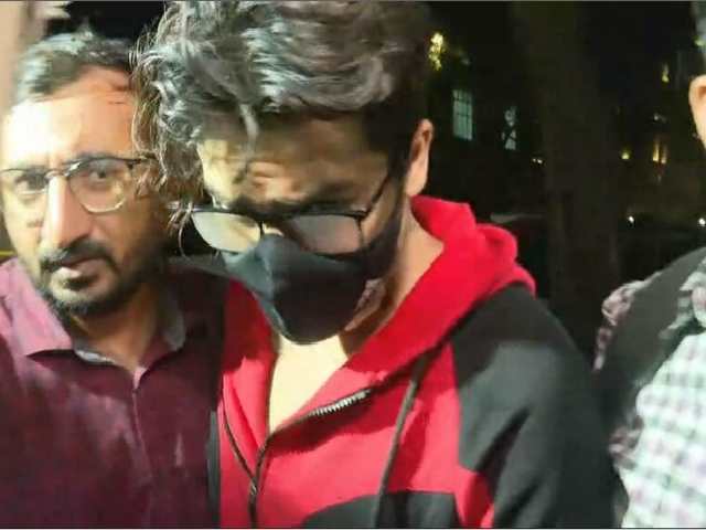 रेव पार्टी मामला : आर्यन खान समेत सभी 8 को अदालत में किया जाएगा पेश, बेल या जेल पर होगी बहस?