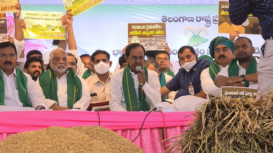 केसीआर ने केंद्र के खिलाफ हैदराबाद से खोला मोर्चा, कहा- TRS किसानों के देशव्यापी आंदोलन का नेतृत्व करने को तैयार