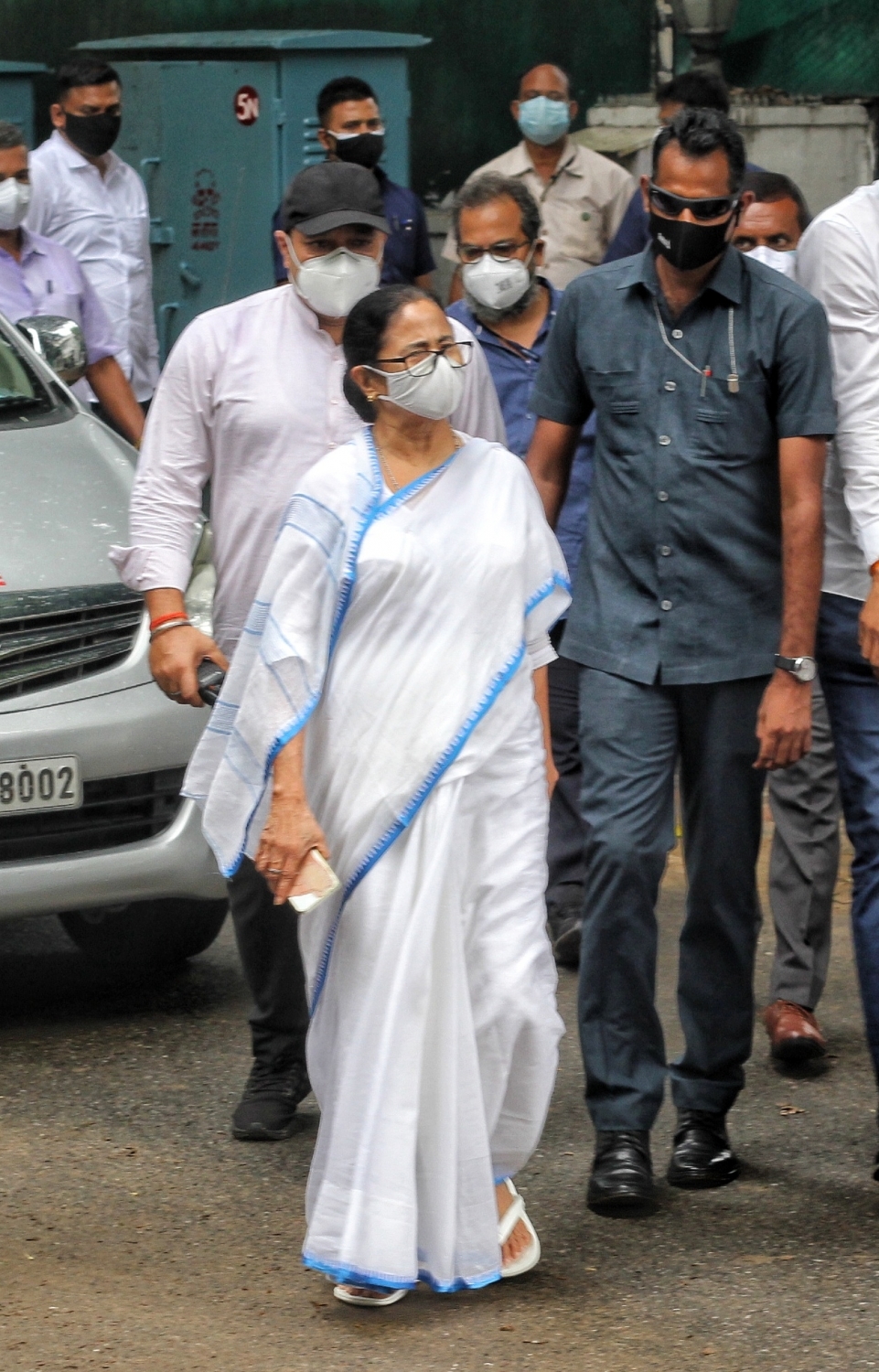 संसद सत्र से पहले दिल्ली पहुंचेंगी ममता बनर्जी, कांग्रेस अध्यक्ष सोनिया गांधी और पीएम मोदी से मुलाकात की संभावना