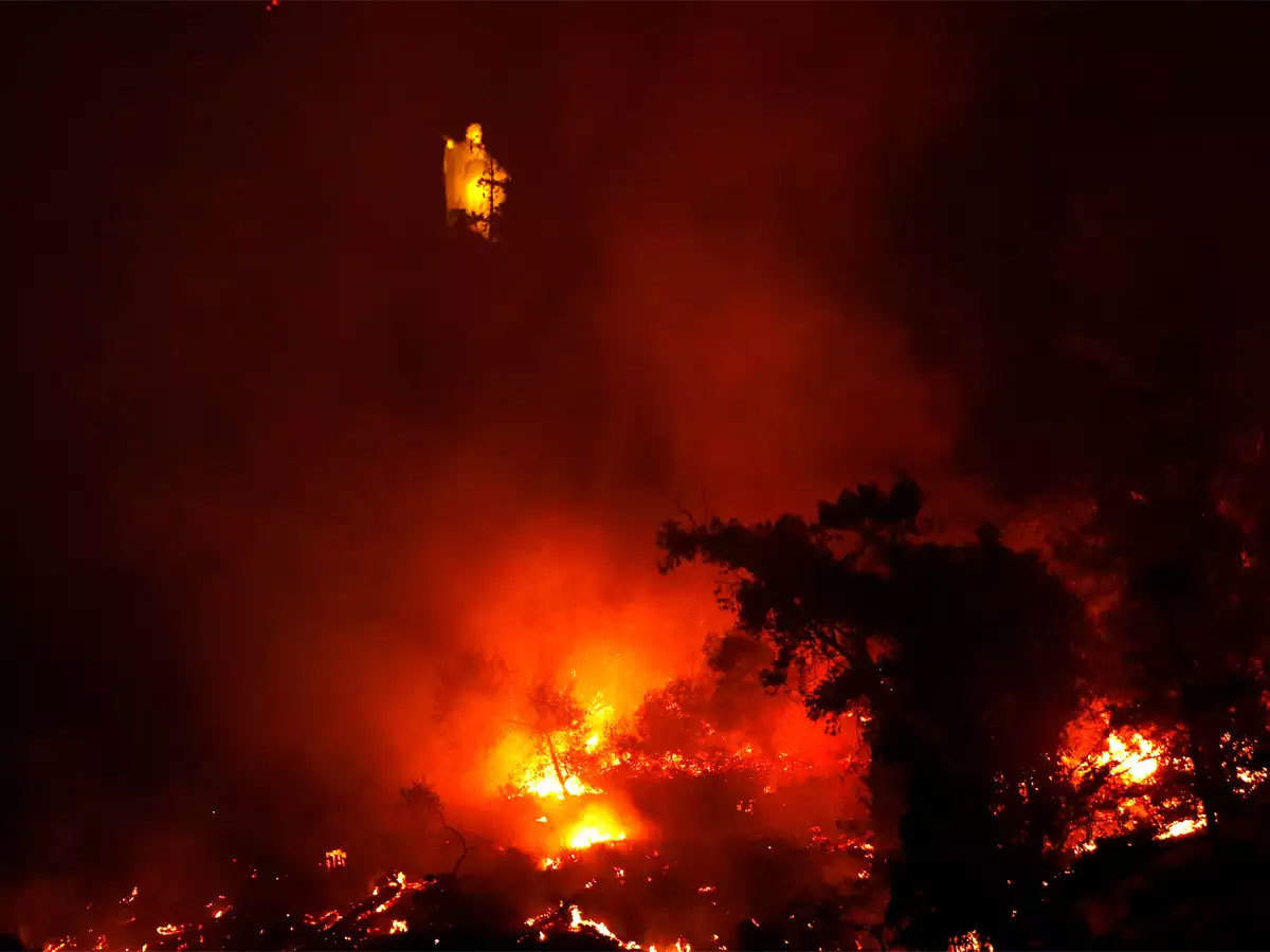 बड़ी खबर LIVE: मुंबई के कंजूरमार्ग ईस्ट में सैमसंग के सर्विस सेंटर में लगी भयावह आग, दमकल आधा दर्जन से ज्यादा वाहन मौके पर