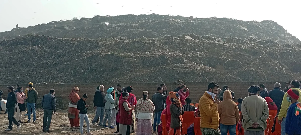 पंडित नेहरू के सपनों के शहर ‘‘सिटी ब्यूटीफुल’’ चंडीगढ़ को बीजेपी ने बना डाला ‘‘गारबेज माउंटेन सिटी’’