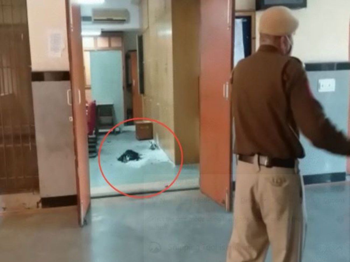 रोहिणी कोर्ट ब्लास्ट केस में DRDO वैज्ञानिक गिरफ्तार, पड़ोसी वकील को मारने के लिए विस्फोटक लगाने का आरोप