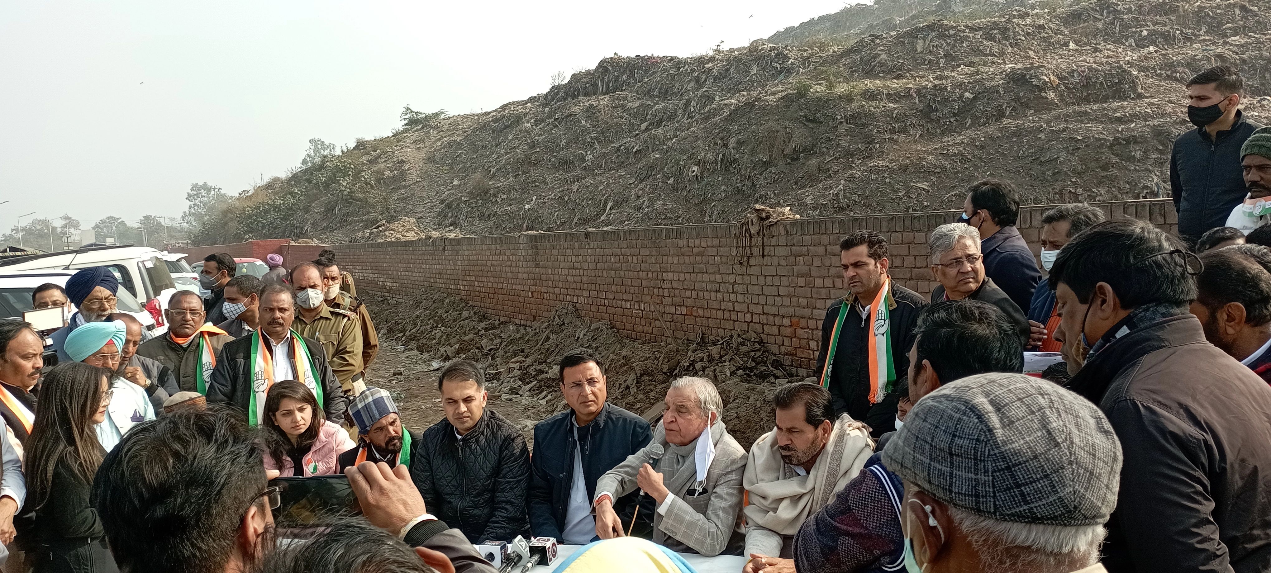 पंडित नेहरू के सपनों के शहर ‘‘सिटी ब्यूटीफुल’’ चंडीगढ़ को बीजेपी ने बना डाला ‘‘गारबेज माउंटेन सिटी’’