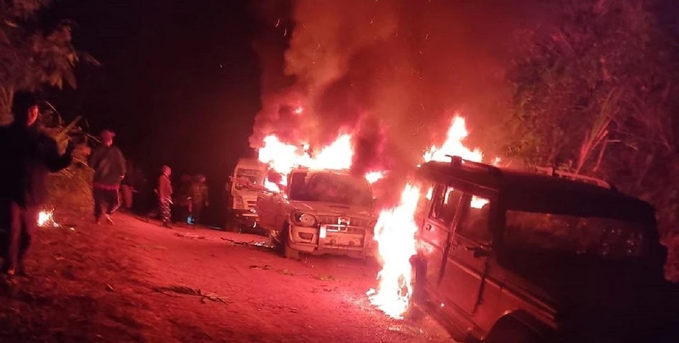 नगालैंड में बड़ा बवाल, फायरिंग में 13 की गई जान, भड़के ग्रामीणों ने सुरक्षा बलों की गाड़ियों को किया आग के हवाले