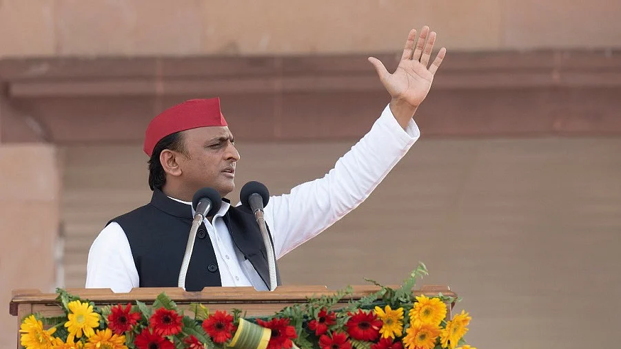 फोटोः @yadavakhilesh