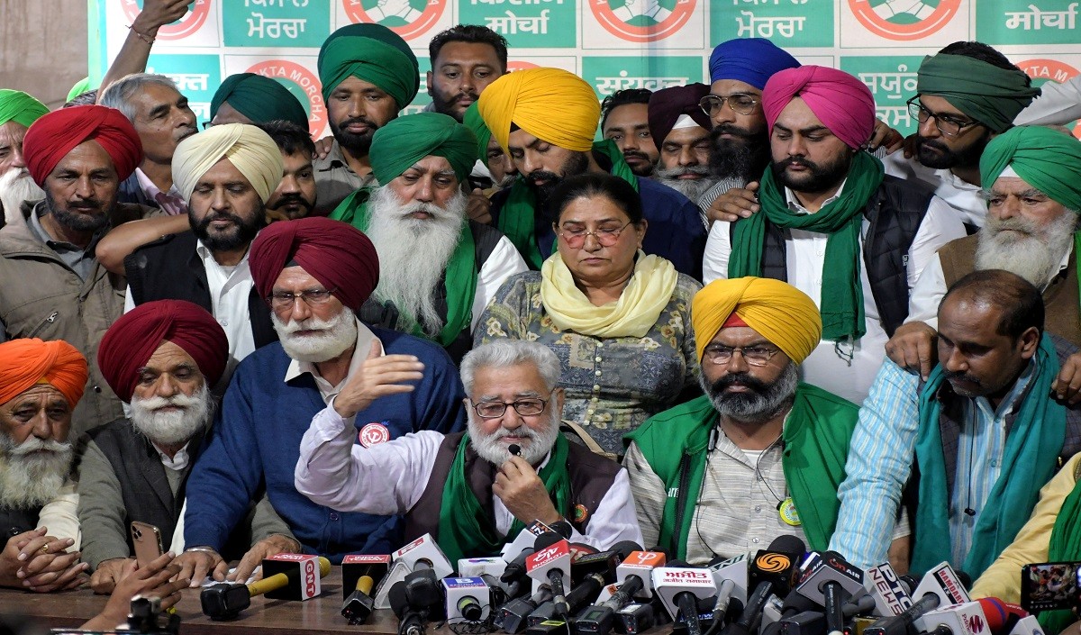 पीएम ने अभी तक नहीं दिया किसानों के पत्र का जवाब, किसान मोर्चा का ऐलान- आंदोलन जारी रखने को मजबूर कर रही सरकार