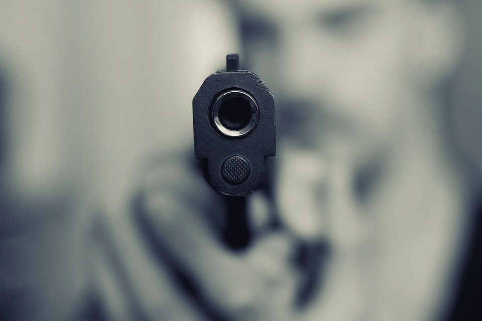 बिहार में बालू को लेकर माफियाओं के बीच रार, दो गुटों में जमकर चलीं गोलियां, दो की मौत