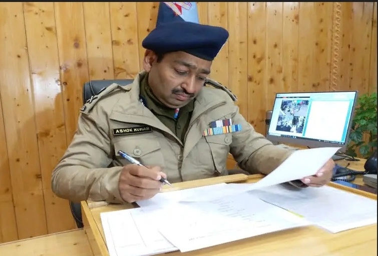 उत्तराखंड चुनाव को लेकर 50 बॉर्डर चेकपोस्ट पर रहेगा सख्त पहरा, 3 राज्यों की पुलिस के बीच बनी सहमति