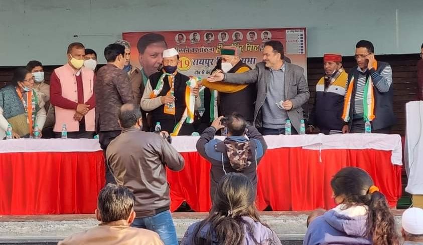 उत्तराखंड चुनावः देहरादून में लगा AAP को एक और झटका, जिलाध्यक्ष भूपेंद्र फरासी कांग्रेस में शामिल