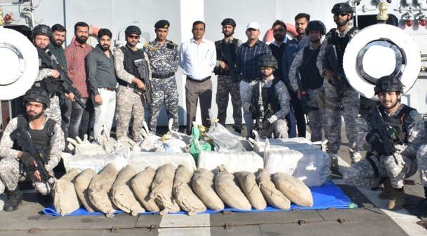 NCB और नौसेना ने संयुक्त अभियान में 2 हजार करोड़ का ड्रग्स पकड़ा, समुद्र के रास्ते पाक से बड़े पैमाने पर तस्करी का खुलासा