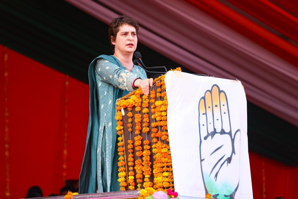 मणिपुर चुनाव: प्रियंका का वार- कुछ बड़े उद्योगपतियों को फायदा पहुंचा रही बीजेपी सरकार