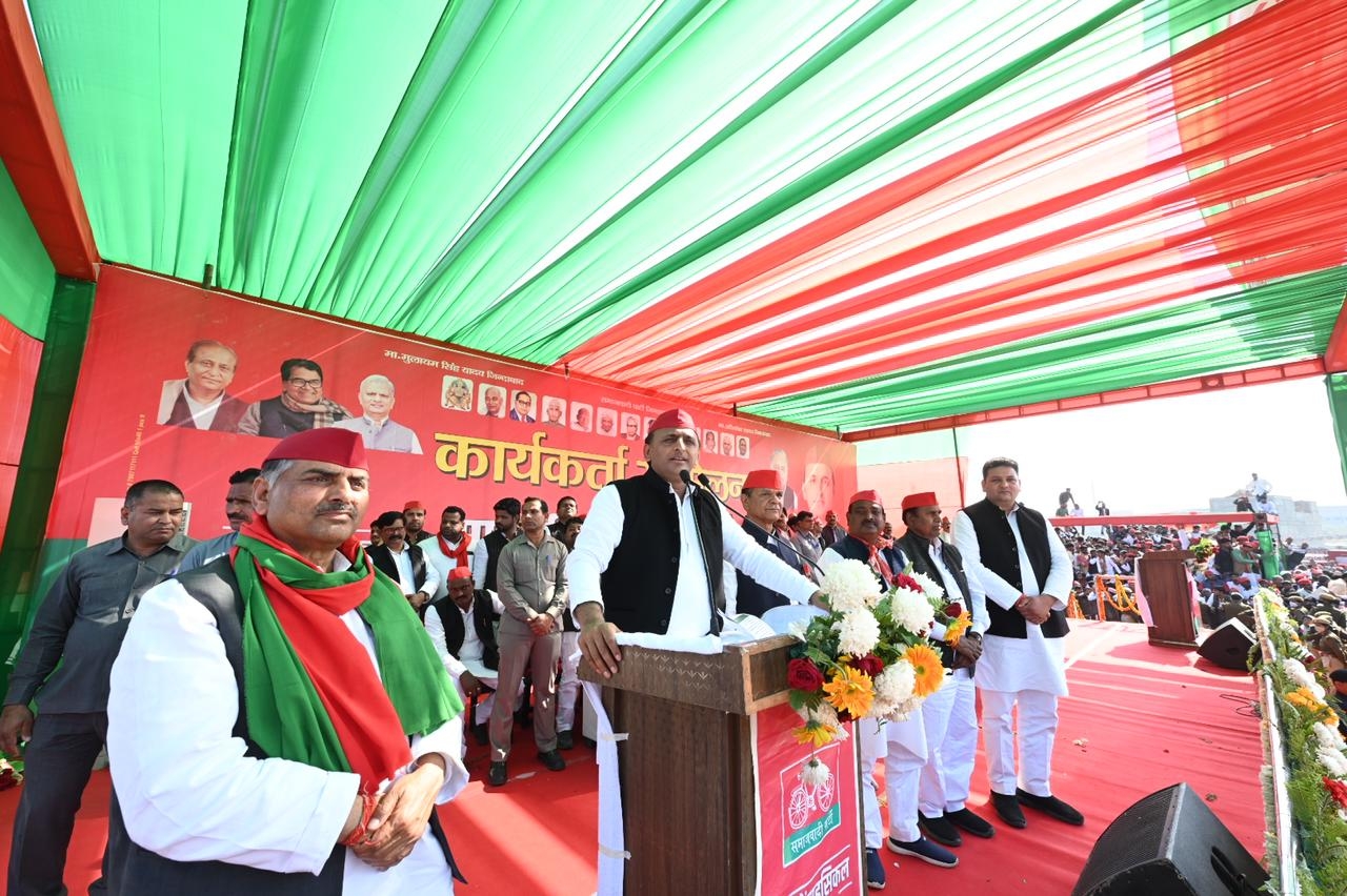 यूपी चुनाव का आखिरी चरण आते-आते बीजेपी की भाप निकल जाएगी- अखिलेश ने फिरोजाबाद की सभाओं में किया दावा