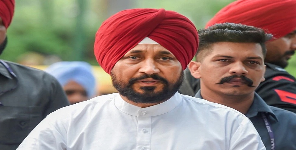 Punjab Election 2022: पंजाब में मतदान, गुरुद्वारे-मंदिर के दर्शन कर सीएम चन्नी बोले- अच्छी सरकार मिले, यही मेरी कामना