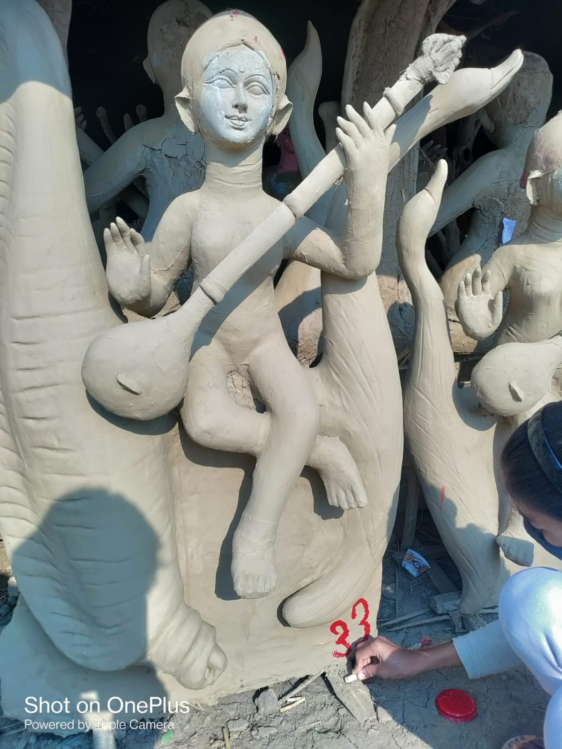 बिहार: कोरोना के बीच सरकारी आदेश से सरस्वती पूजा में मंदा पड़ा मूर्ति बाजार, मूर्तिकार मायूस