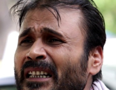 यूपी चुनाव: कागजात में दर्ज 'मृत' आदमी की उम्मीदें हुई धराशायी, नामांकन हुई खारिज
