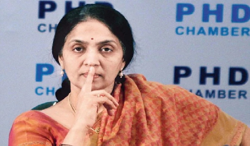 सीबीआई ने एनएसई की पूर्व एमडी और सीईओ चित्रा रामाकृष्ण को दिल्ली से गिरफ्तार किया