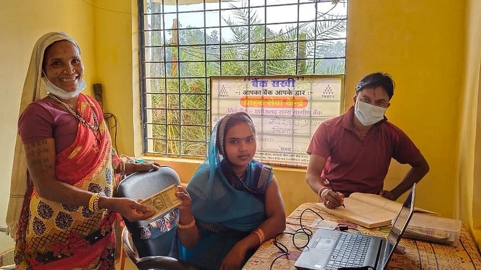अर्थजगत की खबरें: शेयर बाजार में लगातार तीसरे दिन गिरावट, यूक्रेन परमाणु संयंत्र पर हमले के बाद एशियाई स्टॉक गिरा