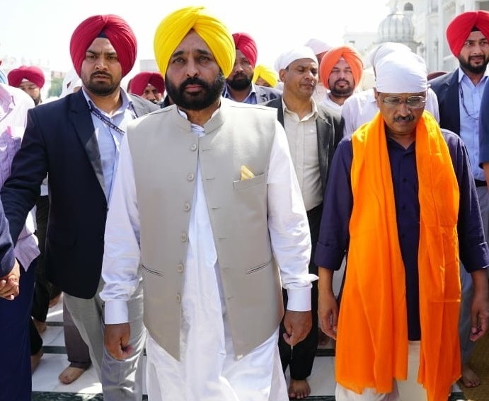 पंजाब में प्रचंड बहुमत के बाद AAP में कैबिनेट गठन बना जंजाल, होड़ के बीच बुधवार को अकेले शपथ लेंगे भगवंत मान