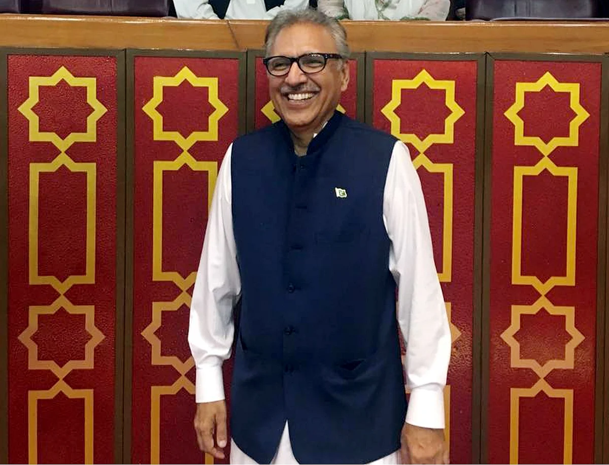 दुनिया की खबरें: पाकिस्तान के 64 फीसद लोगों ने 'अमेरिकी साजिश' को नकारा, स्पेन अब रूस के 27 राजनयिकों को निकालेगा