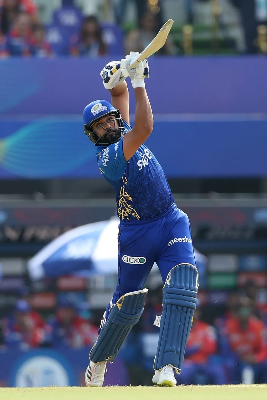 IPL 2022: लगातार तीन हार से हताश मुंबई इंडियंस के कप्तान रोहित ने टीम को लेकर कही बड़ी बात, कोच जयवर्धने भी बरसे