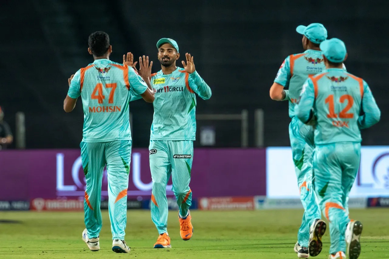 IPL 15: दिल्ली को हराकर प्लेऑफ के और नजदीक पहुंचना चाहेगी लखनऊ, ऐसी हो सकती है दोनों टीमों की प्लेइंग 11