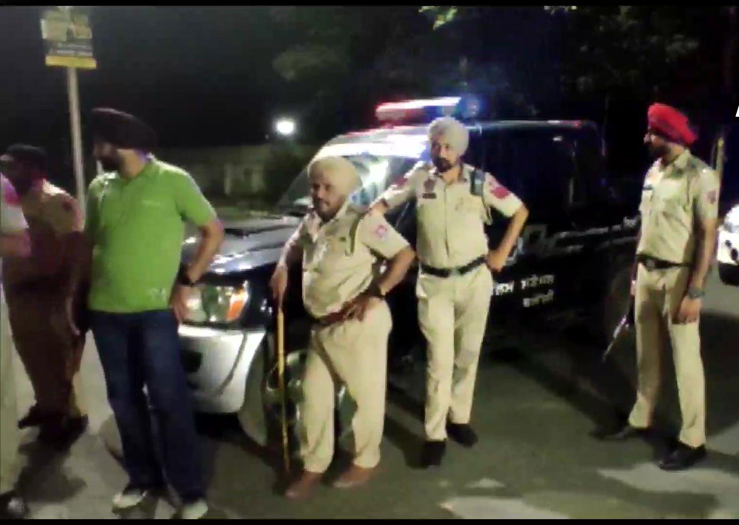 बड़ी खबर LIVE: मोहाली- पंजाब पुलिस के खुफिया विभाग की इमारत में विस्फोट, इलाके की घेरेबंदी की गई