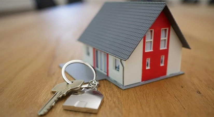 अर्थजगत की खबरें: एलन मस्क ने ट्विटर डील को होल्ड पर रखा, फोर्ब्स की लिस्ट में रिलायंस शीर्ष भारतीय कंपनी