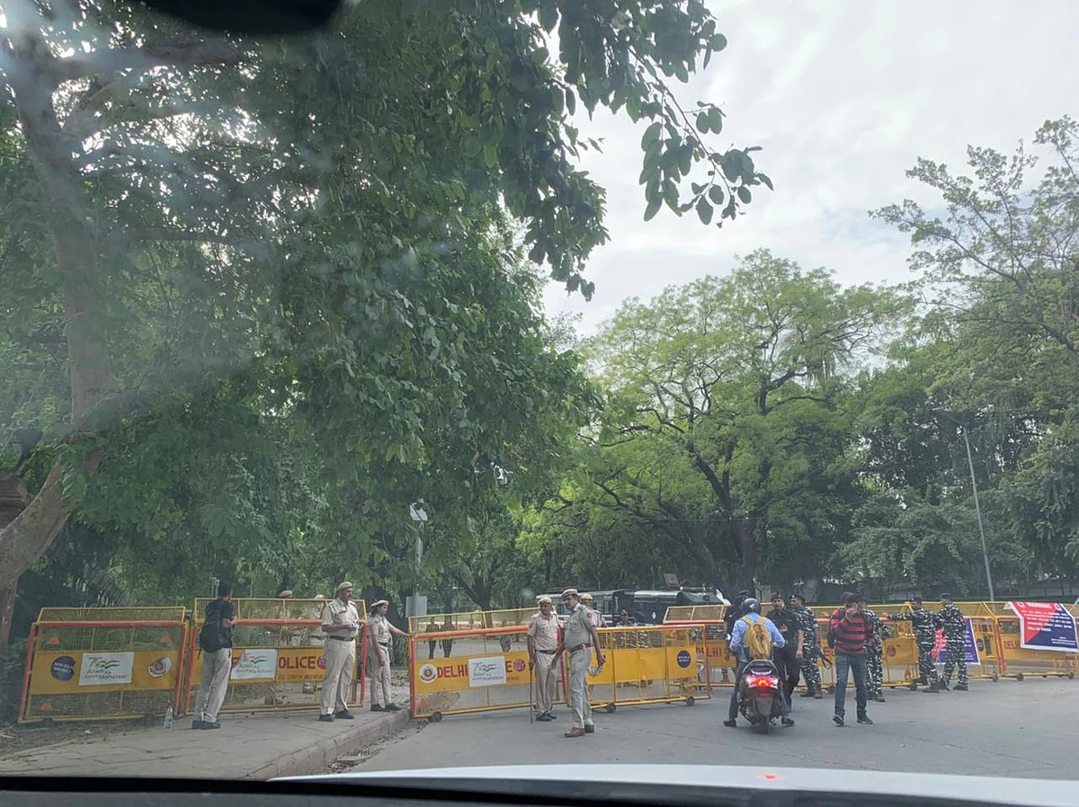 बड़ी खबर LIVE: मोदी सरकार का षडयंत्रकारी तानाबाना सुबह से ही दुष्प्रचार और प्रपंच में लगा है : सुरजेवाला