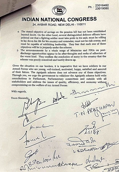अग्निपथ योजना और ईडी के मुद्दे पर राष्ट्रपति से मिला कांग्रेस का प्रतिनिधिमंडल, सौंपे दो ज्ञापन