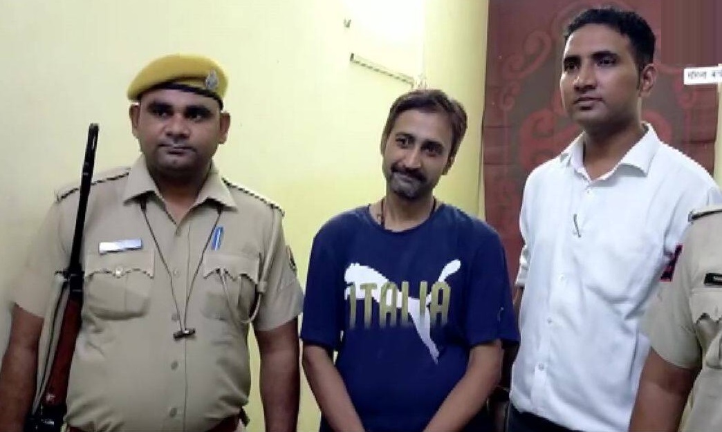 नूपुर शर्मा के सिर पर इनाम रखने वाला अजमेर शरीफ दरगाह का खादिम गिरफ्तार, राजस्थान पुलिस ने तुरंत की कार्रवाई