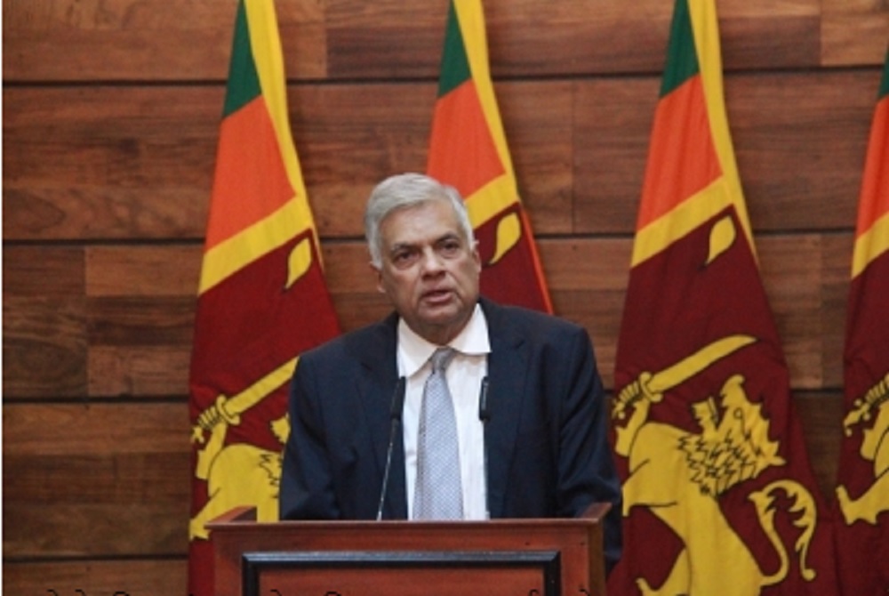 रानिल विक्रमसिंघे ने श्रीलंका के अंतरिम राष्ट्रपति की जिम्मेदारी संभाली, व्यवस्था बहाली के लिए लोगों से मांगा सहयोग